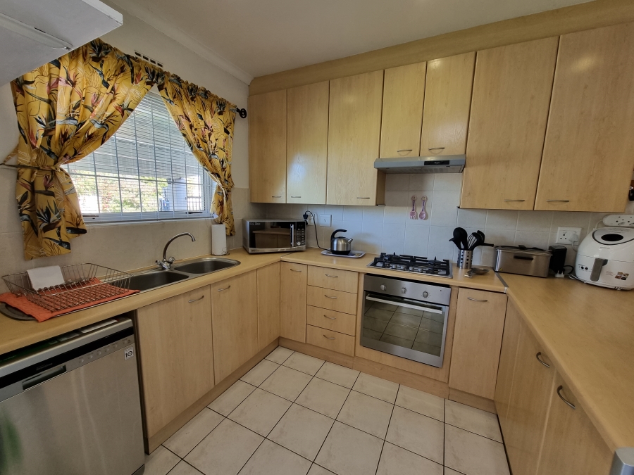 2 Bedroom Property for Sale in Sunningdale Western Cape